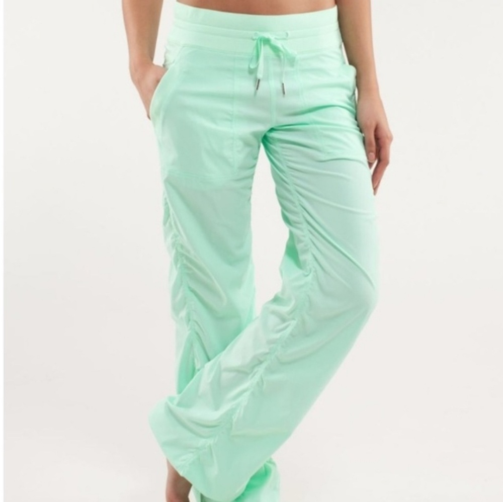 Lululemon athletica pants